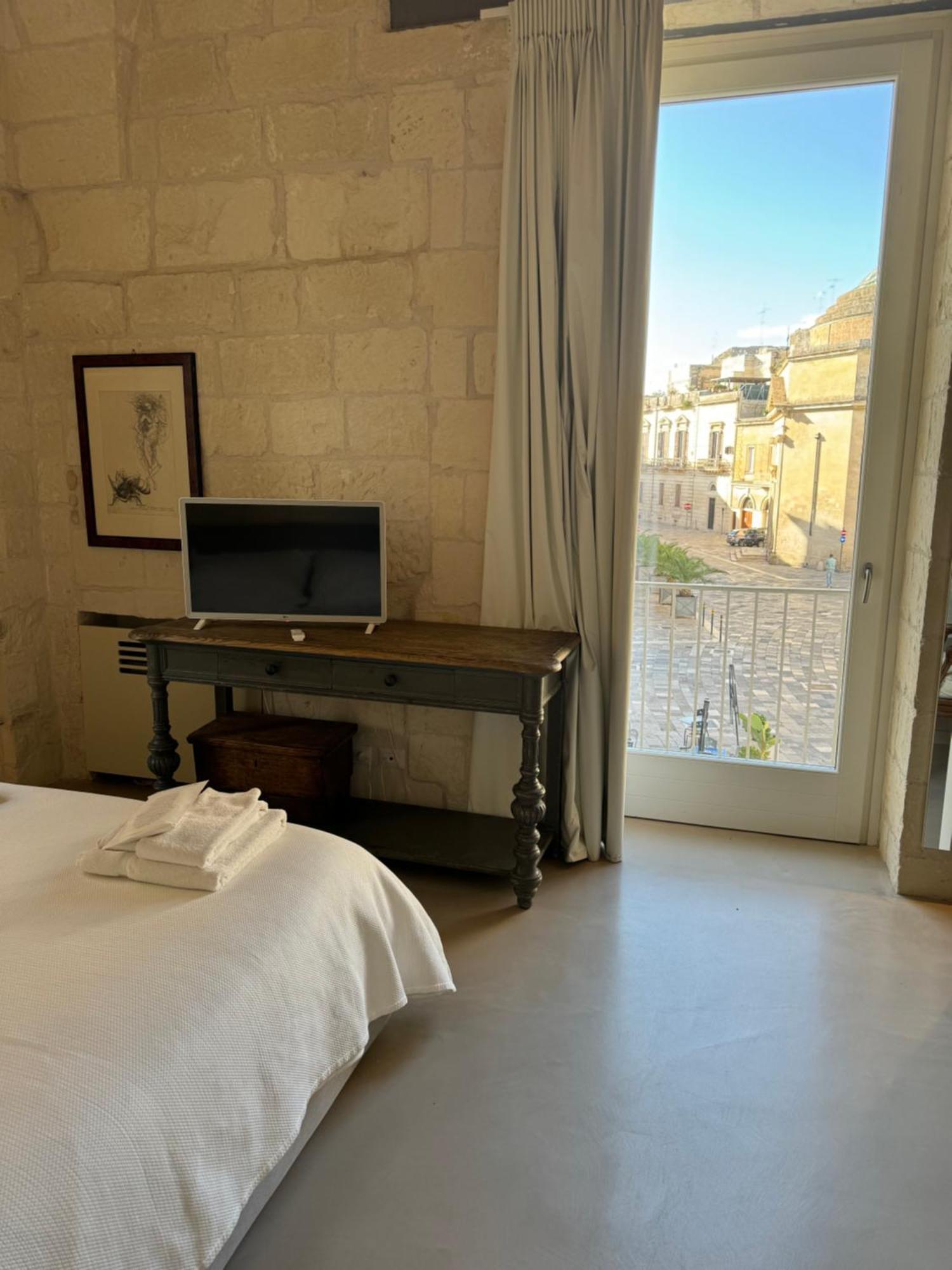 Aparthotel Luleccio Lecce Exterior foto